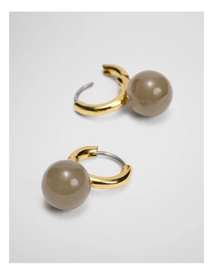 Sleeper Resin Drop Earring in Neutral image 3