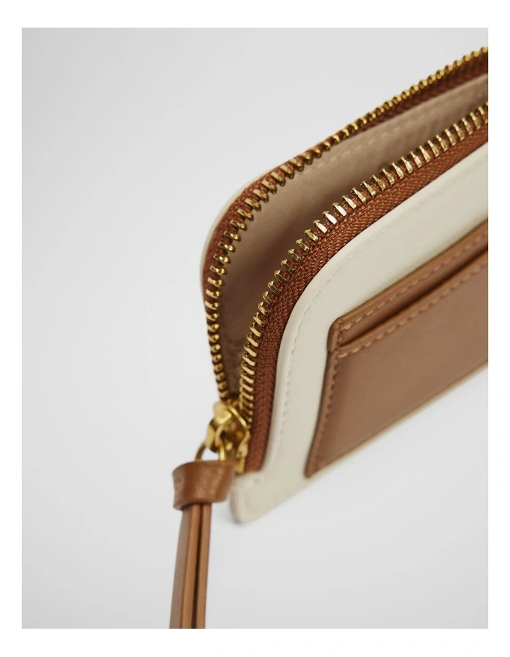 Luna Coin Purse in Natural image 2