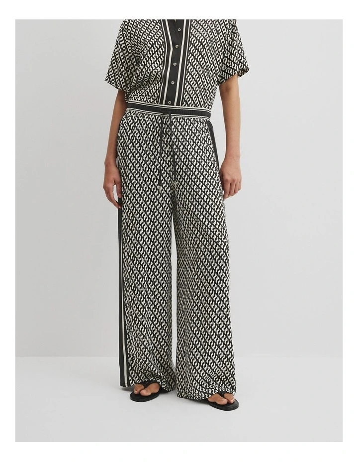 Print Pull On Cupro Pant in Border Geo image 5