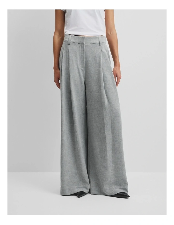 Soft Pleat Pant in Grey Marle image 2