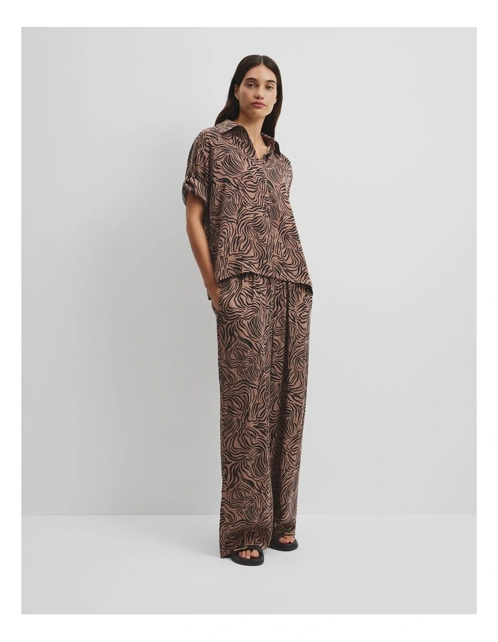 Print Short Sleeve Cupro Shirt in Micro Zebra image 3