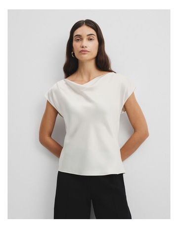 Antique White colour