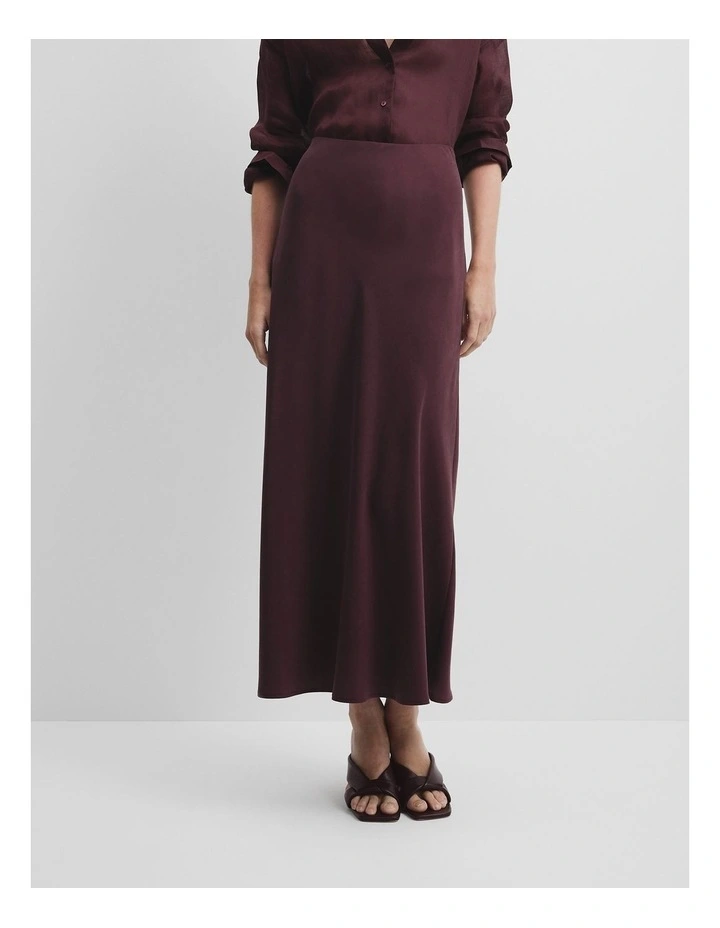 Fluid Bias Skirt in Plum image 2