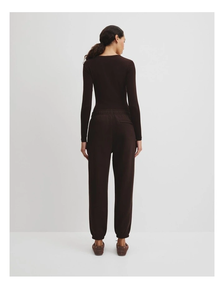 Australian Good Earth Cotton Cuffed Track Pant in Cocoa Bean image 4