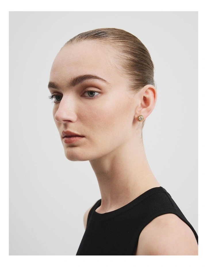 Romy Jewel Stud in Gold image 2
