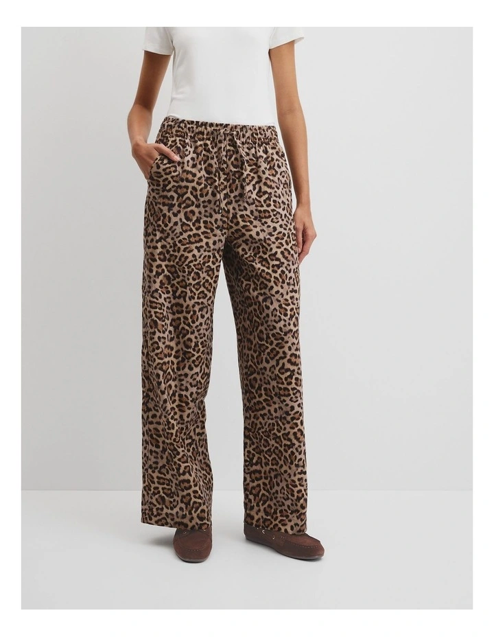 Organically Grown Linen Print Tie Detail Linen Pintuck Pant in Leopard image 3