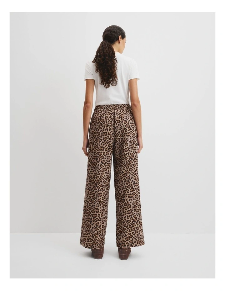 Organically Grown Linen Print Tie Detail Linen Pintuck Pant in Leopard image 4