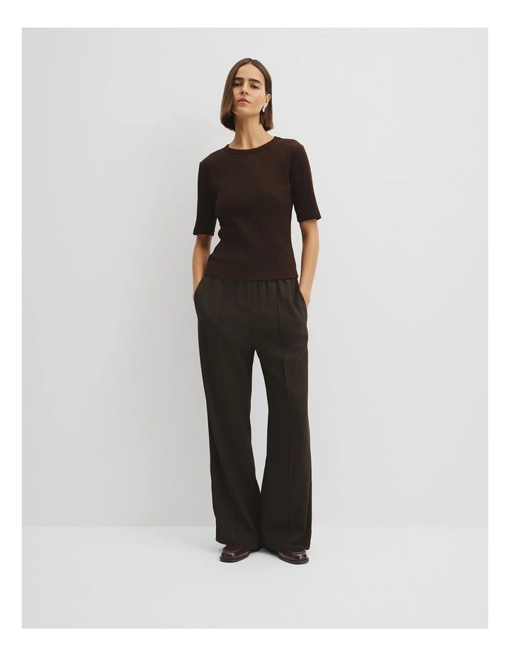 Australian Cotton Blend Short Sleeve Fitted T-shirt in Cocoa Bean image 2