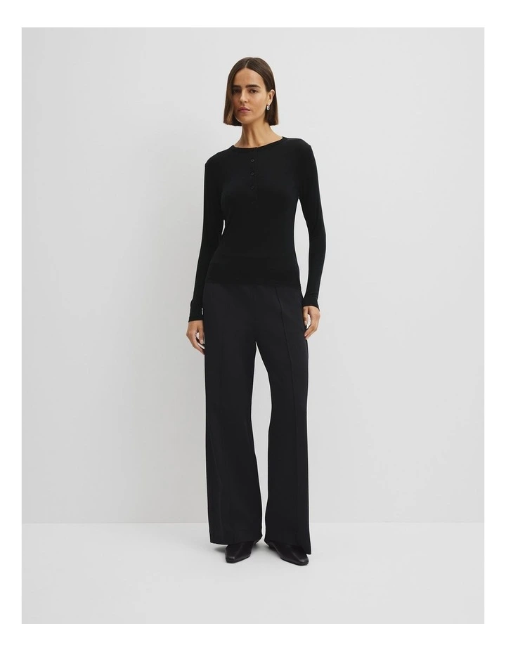 Soft Henley Longsleeve Top in Black image 2
