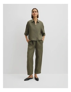 Organically Grown Linen Boxy Fit Shirt in Moss Green