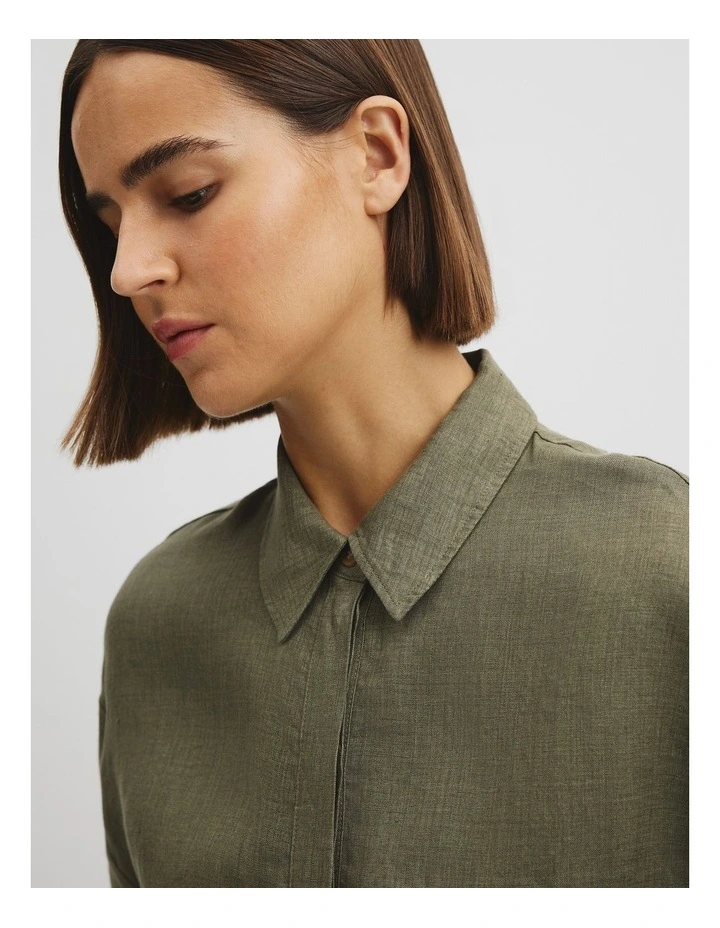 Organically Grown Linen Boxy Fit Shirt in Moss Green image 3
