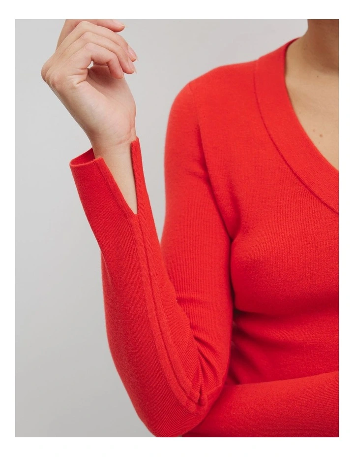 Wool Silk V-neck Neck in Vivid Cherry image 2