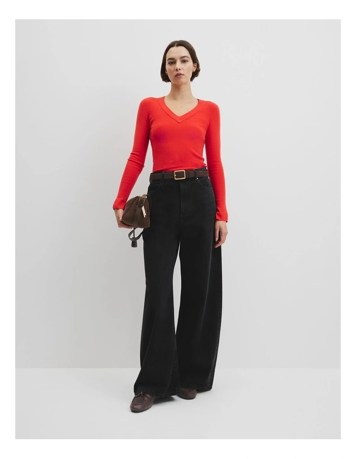 Wool Silk V-neck Neck in Vivid Cherry image 3