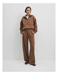 Barrel Leg Track Pant in Dark Camel