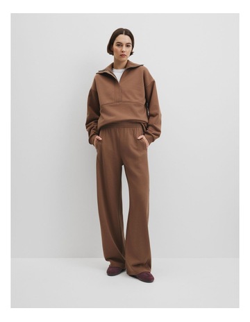 Dark Camel colour