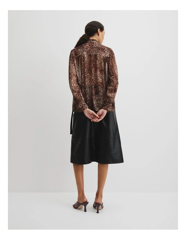 Print Pussybow Blouse in Cheetah Print image 4