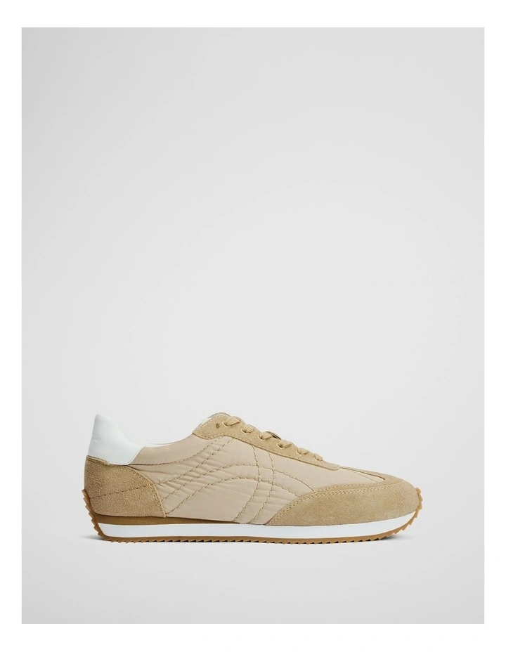 Jaya Sneaker in Praline image 1