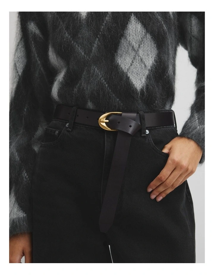 Lucy Belt in Black image 2