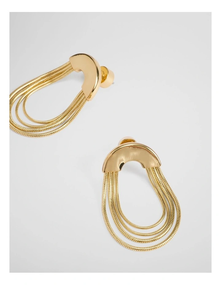 Aliya Chain Earring in Gold image 3