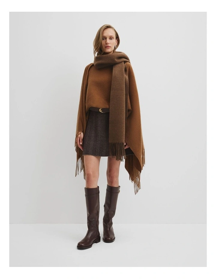 Fringed Woven Scarf in Chocolate image 2