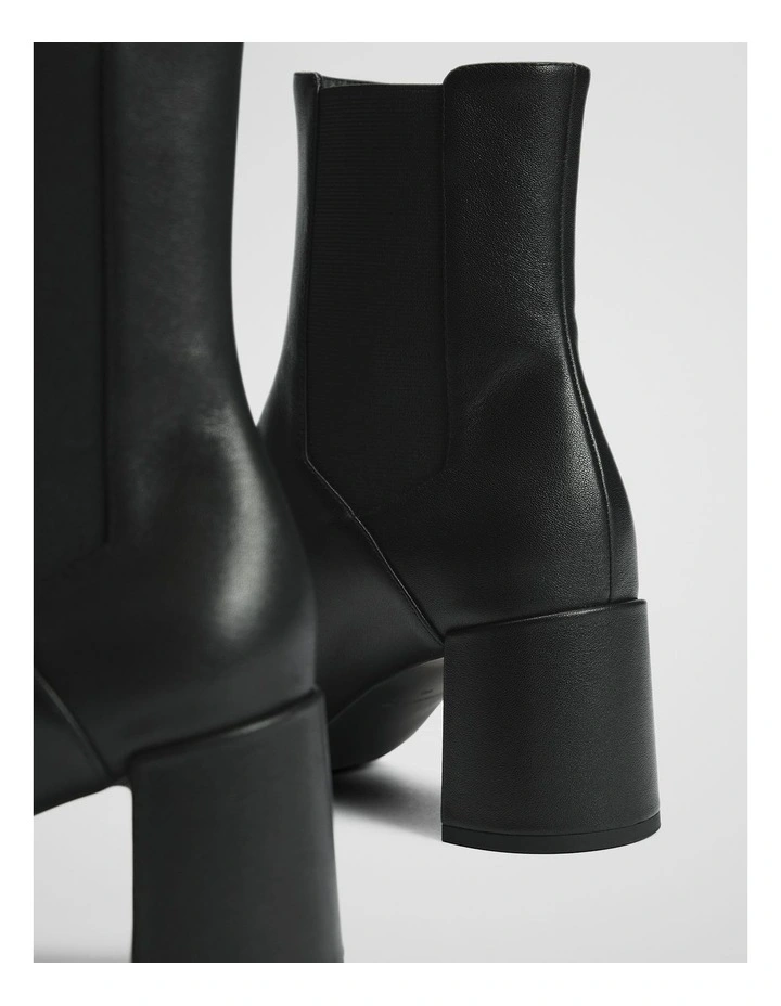 Hazel Boot in Black image 4