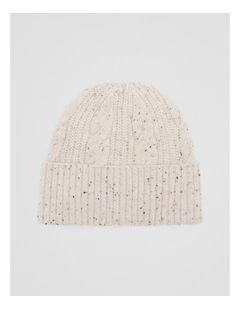 Cable Beanie in Snow Marle