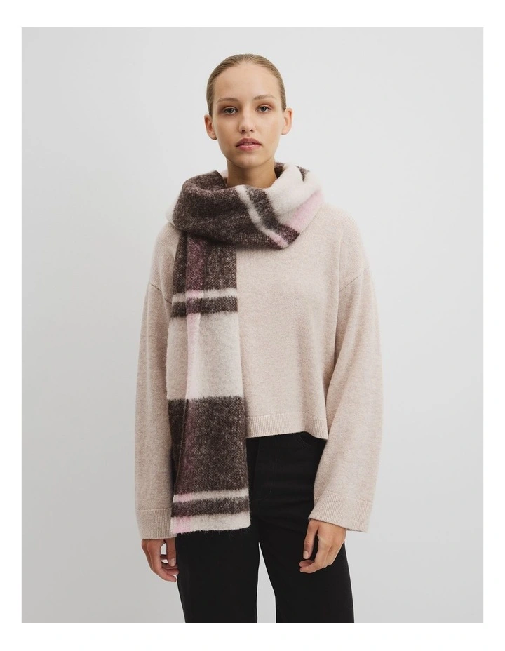 Alpaca Blend Scarf in Ice Pink image 2