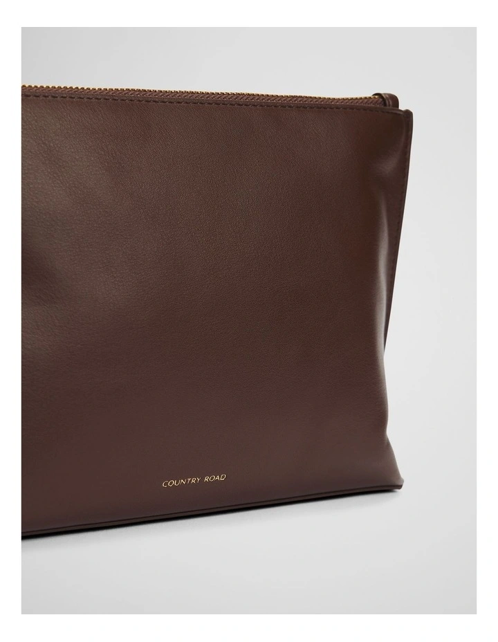 Cr Essential Pouch in Chocolate image 3