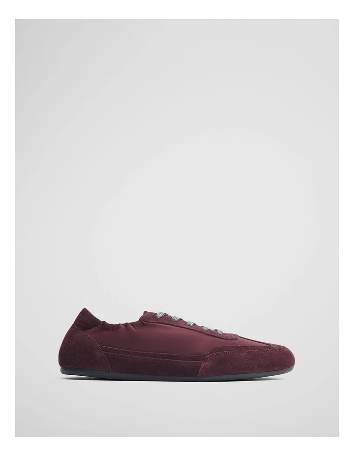 Mica Sneaker in Bordeaux image 1