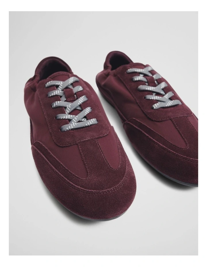 Mica Sneaker in Bordeaux image 4