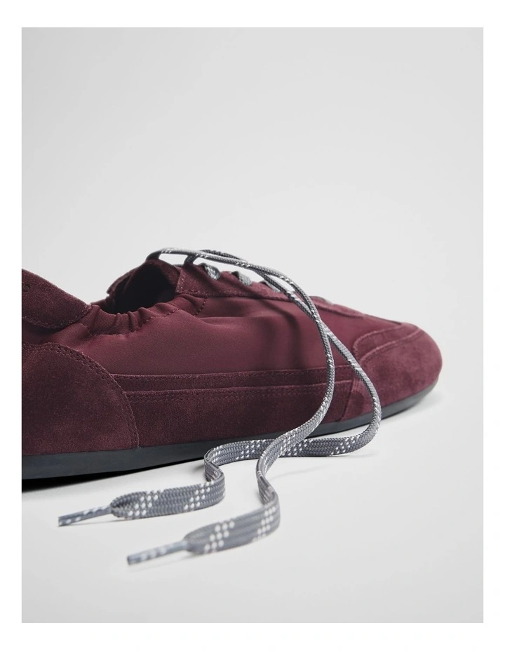 Mica Sneaker in Bordeaux image 5