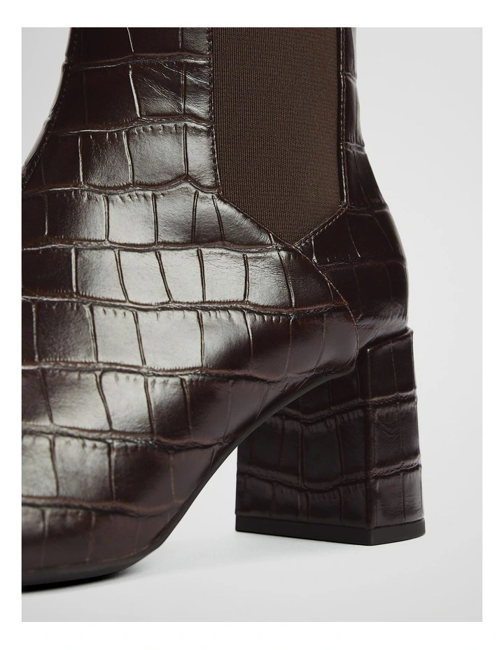 Hazel Boot in Chocolate image 4