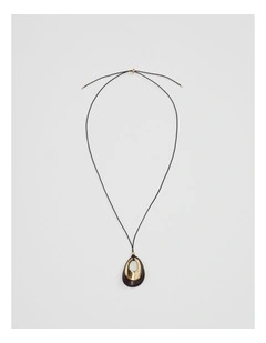 Pia Pendant Necklace in Chocolate