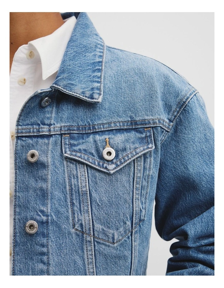 Classic Denim Jacket in Aged Mid Wash image 2