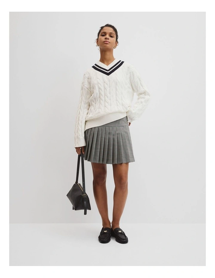 V-neck Cable Knit in Winter White image 4