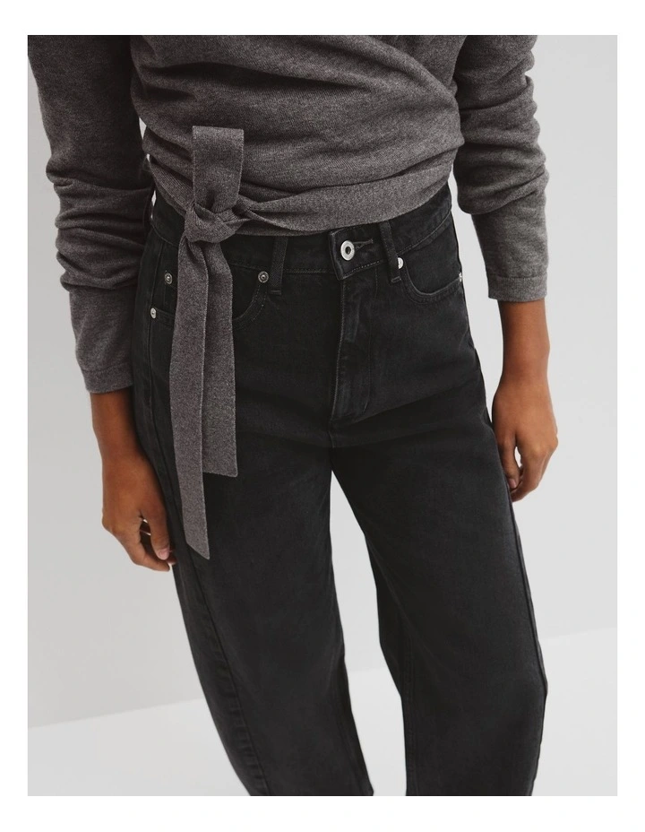 Barrel Jean in Washed Black image 3