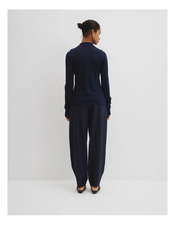 Tailored Barrel Pant in Navy image 4