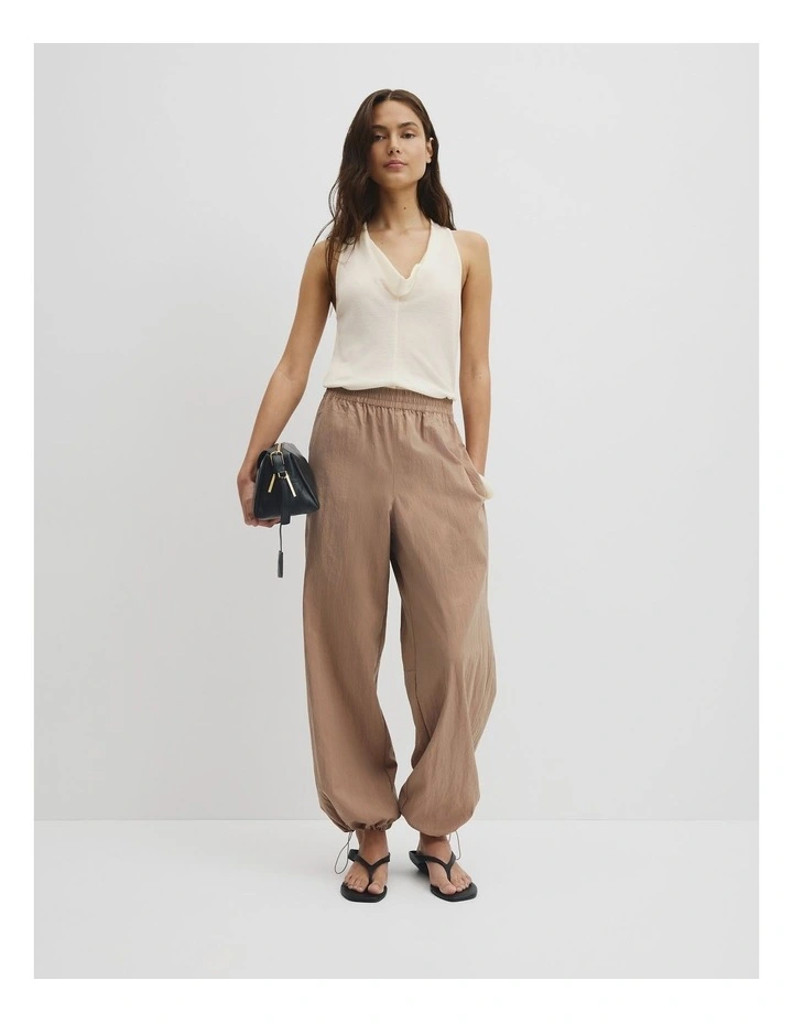 Parachute Pull-on Pant in Bark image 1