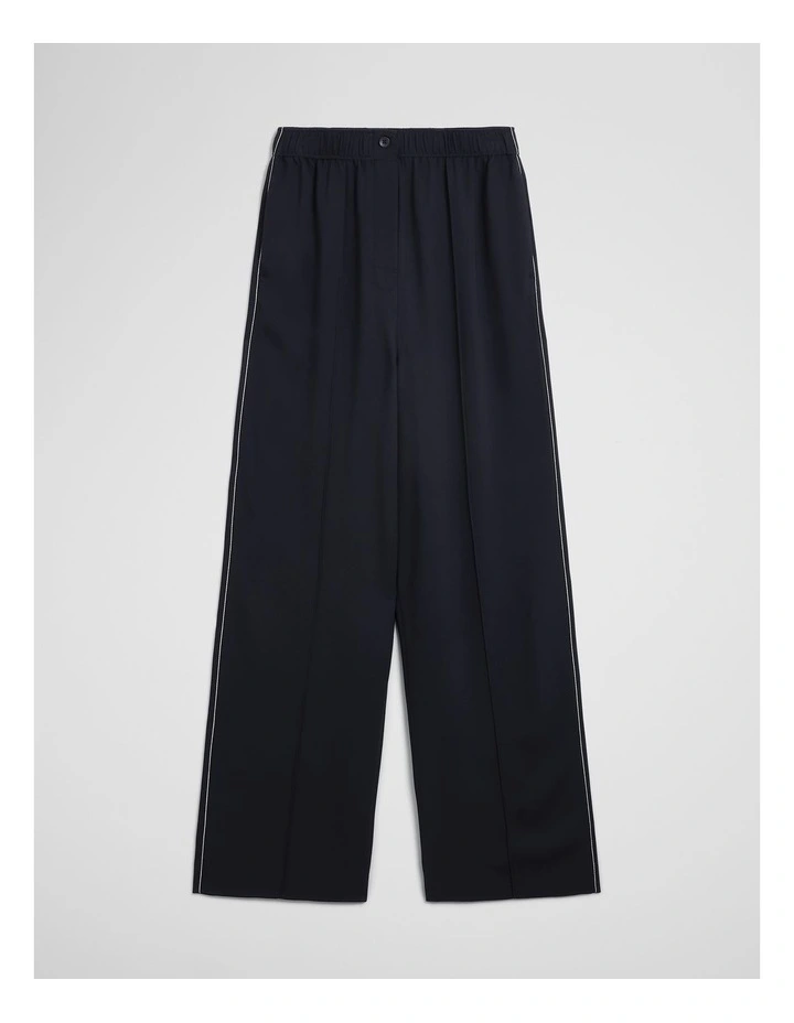 Sport Pant in Navy image 2