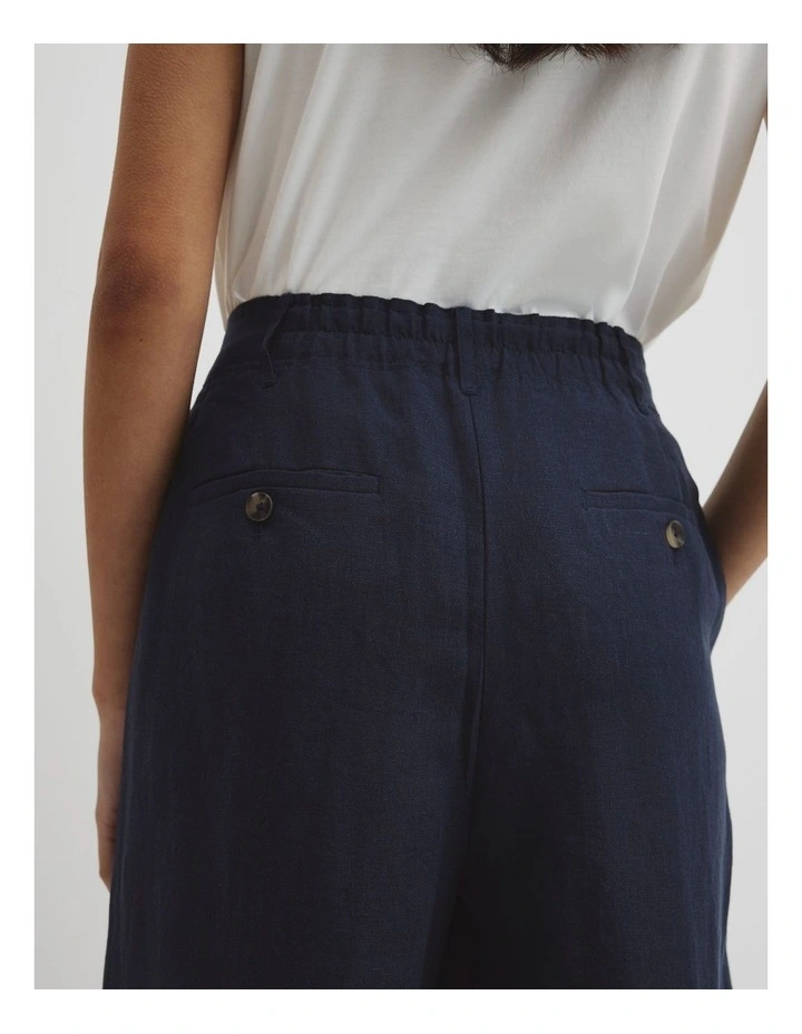 Tapered Linen Pant in Navy image 3