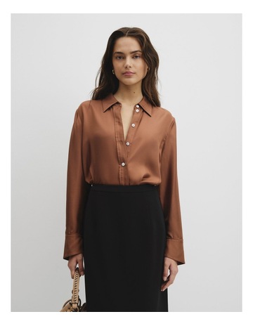 Deep Chestnut colour