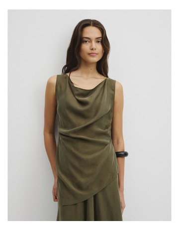 Olivine colour