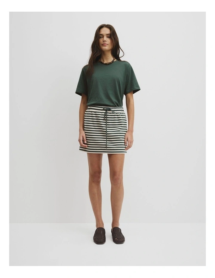 Textured Short Sleeve Slub T-shirt in Evergreen image 4