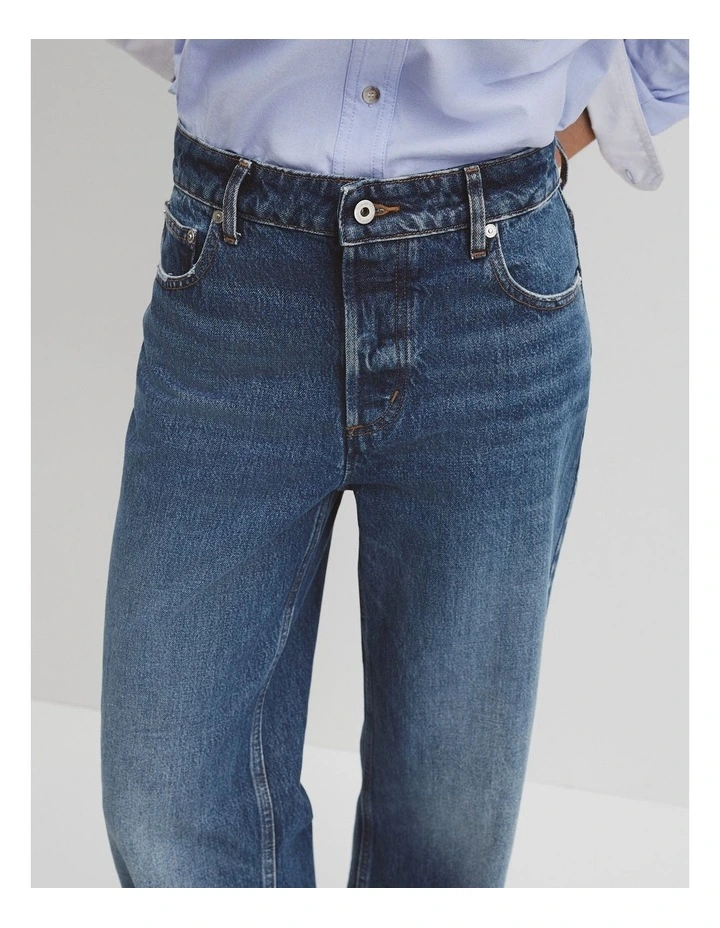 Boyfriend Jean in Washed Indigo image 3