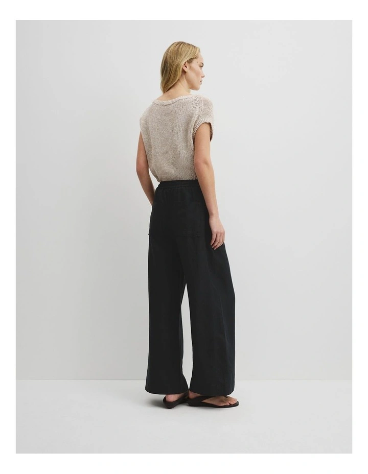 Pull-on Linen Pant in Black image 4
