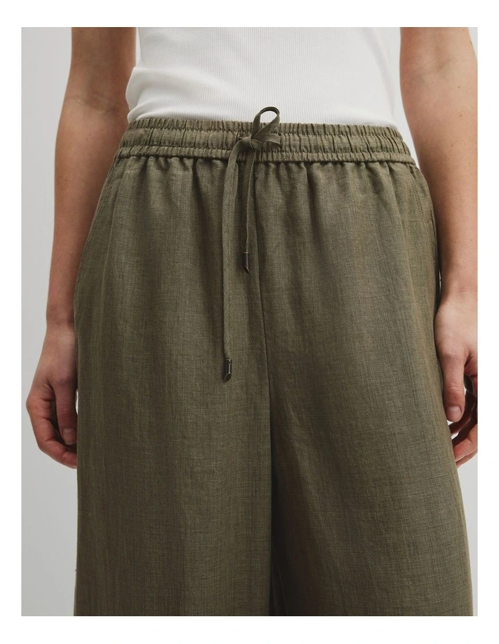Pull-on Linen Pant in Hedge Green image 2