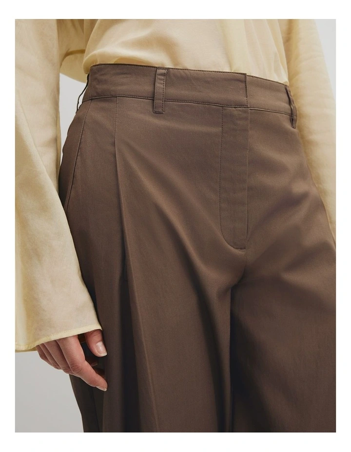 Tapered Barrel Pant in Carob image 3