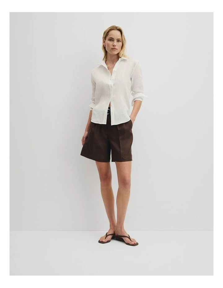 Classic Linen Shirt in White image 3