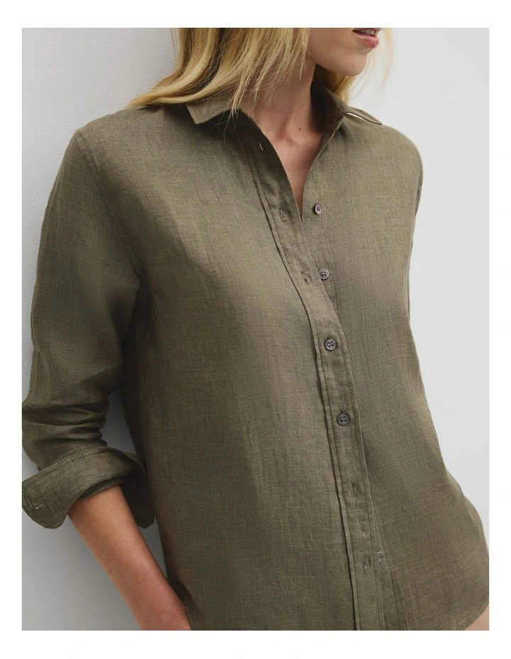 Classic Linen Shirt in Hedge Green image 2