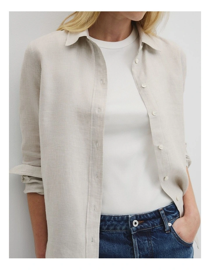 Classic Linen Shirt in Balsa image 2
